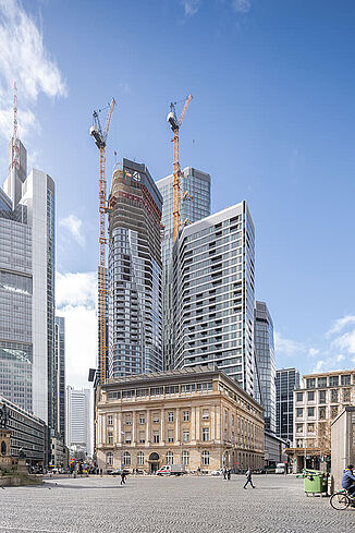 Trójkąt Deutsche Bank, znany również jako FOUR Frankfurt.