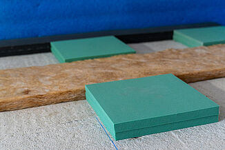 Wibracje REGUFOAM zainstalowane w konstrukcji podłogi.